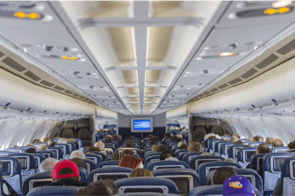 7 Tips For Dealing With Long Flights