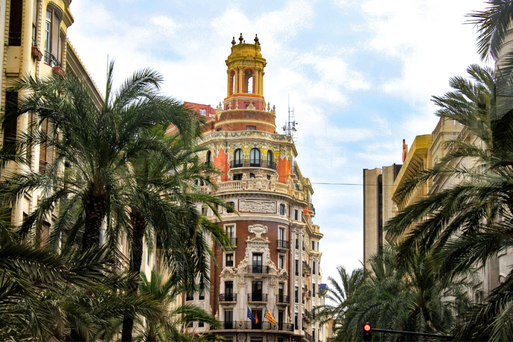spain investment visa: why spain is the right country to invest in
