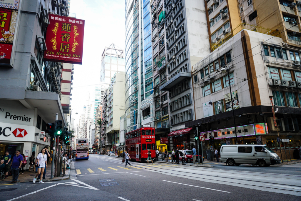 a traveler's guide to hong kong